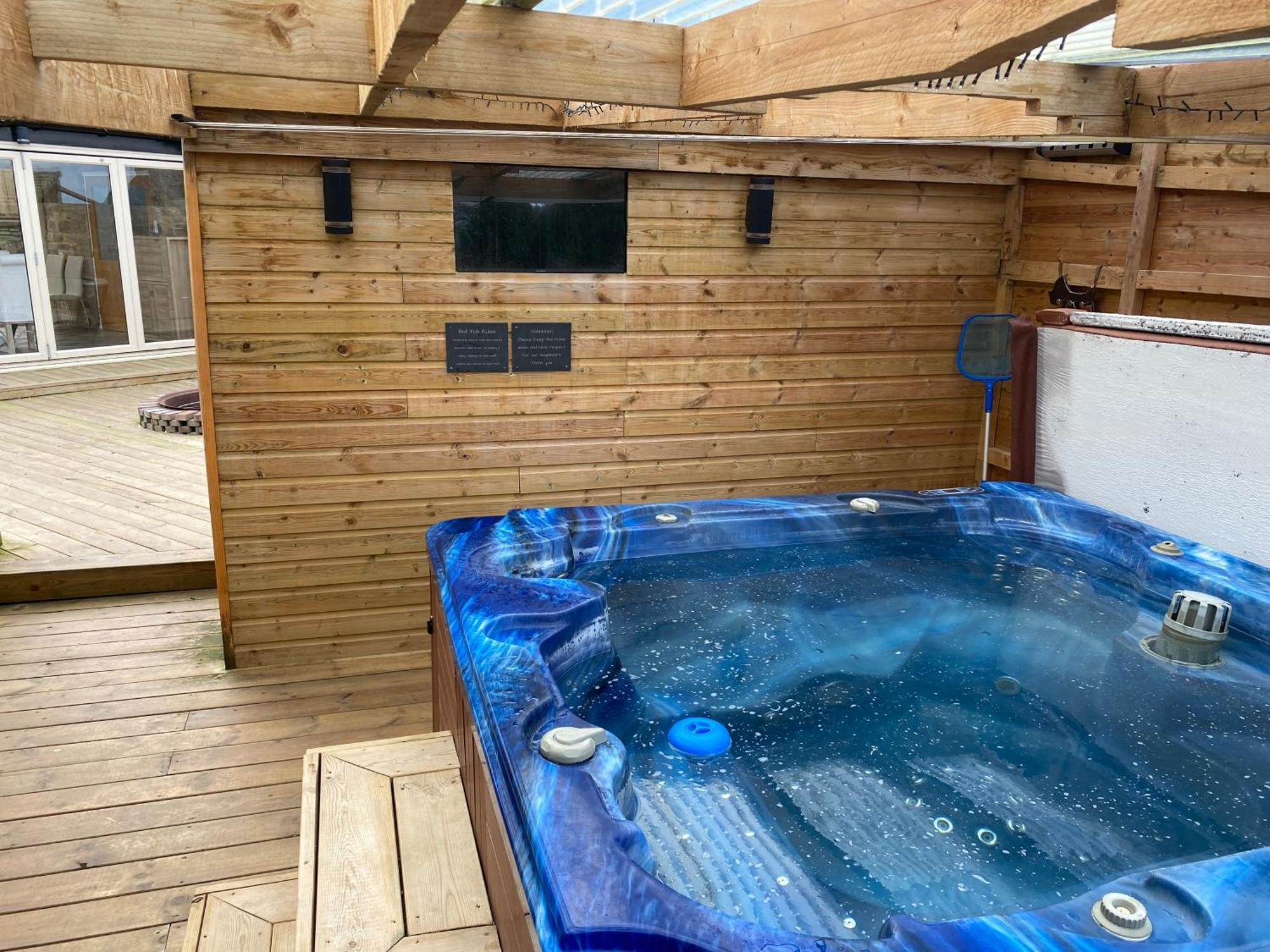 Winnie - Hot Tub, Games Room, Sauna, Large Garden Stocksfield