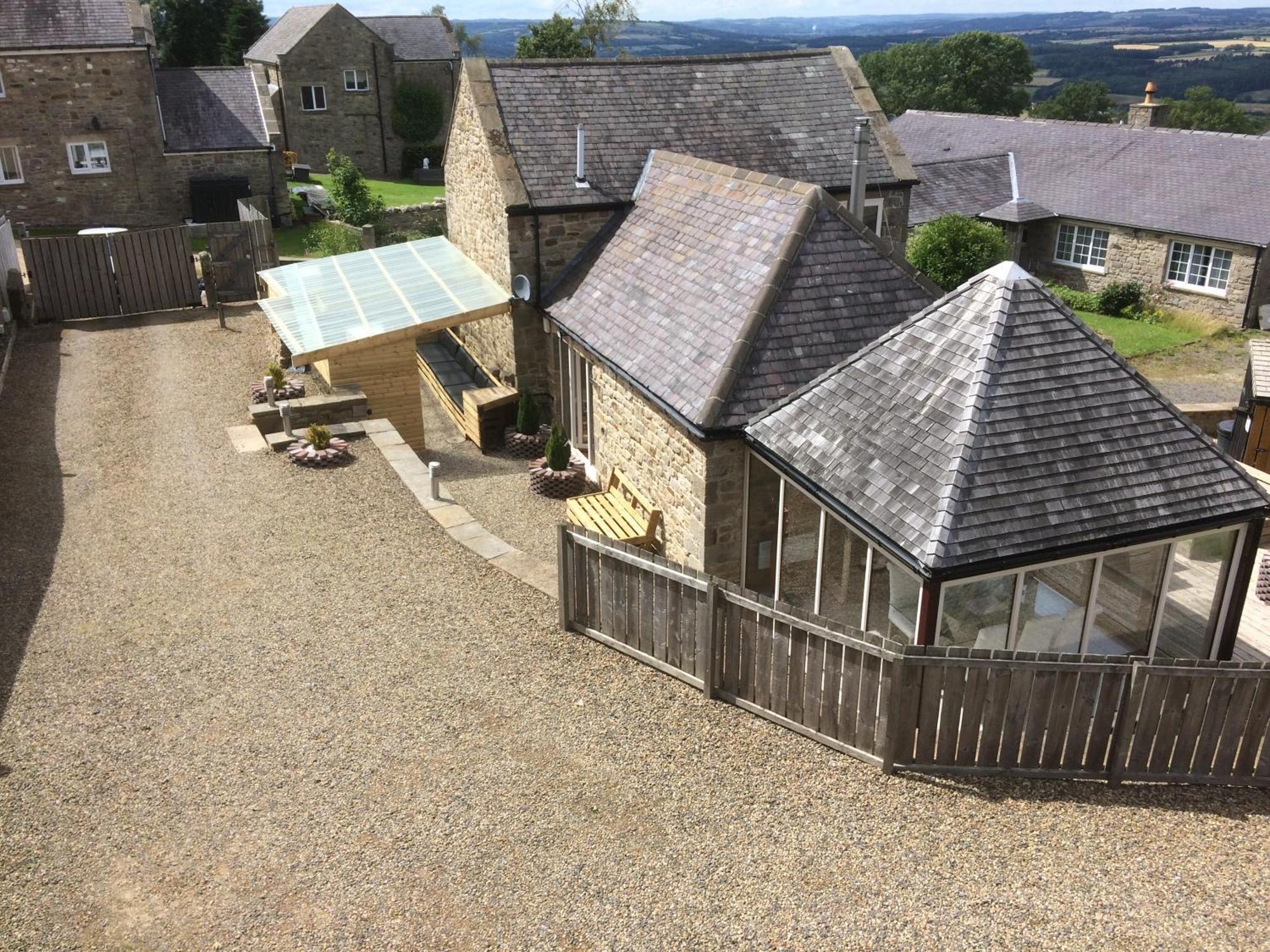 Winnie - Hot Tub, Games Room, Sauna, Large Garden Holiday home *